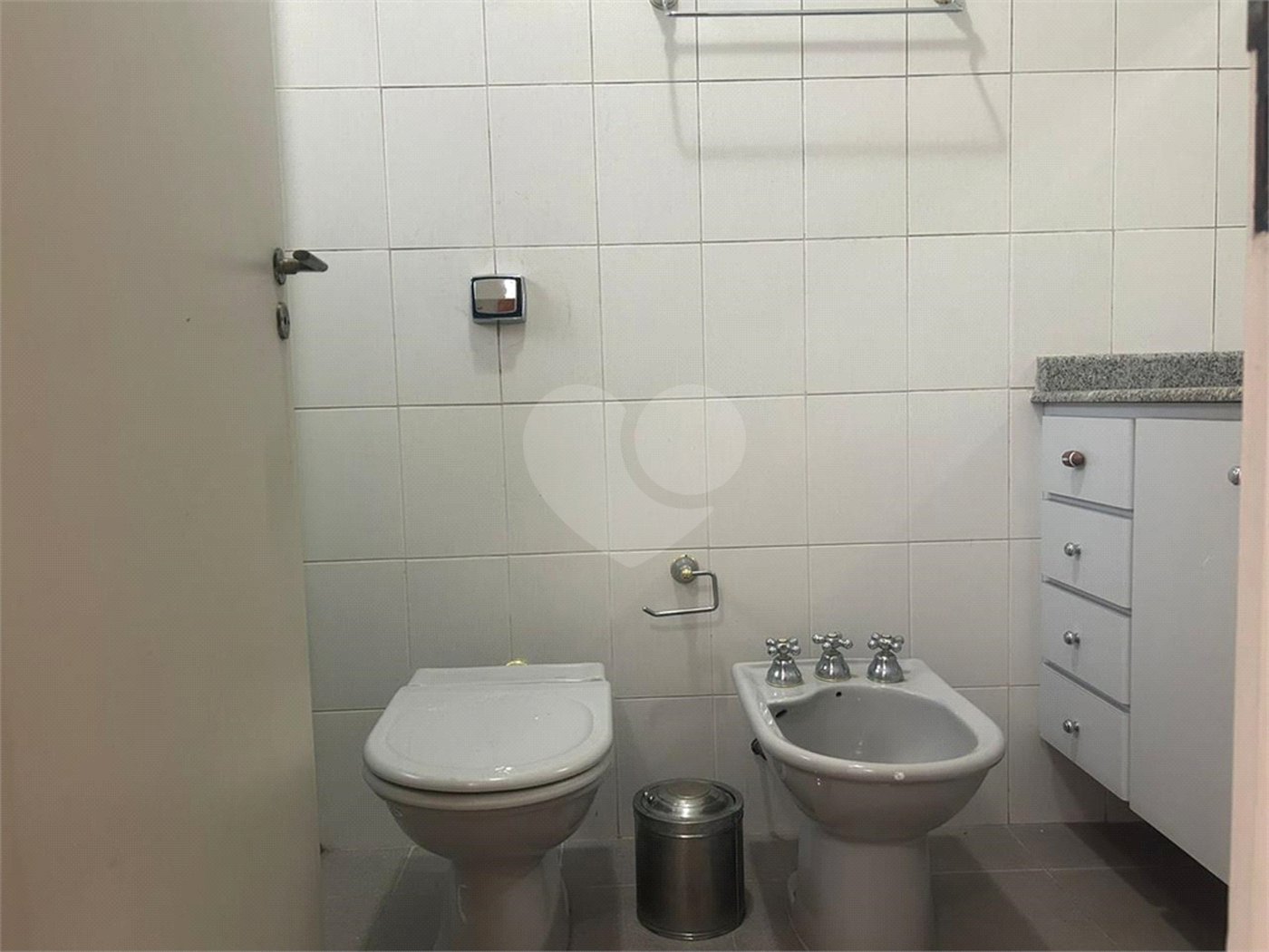 Casa à venda com 5 quartos, sendo 4 suítes, em Butantã, São Paulo, SP