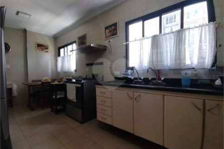 Apartamento à venda com 4 quartos, sendo 2 suítes, em Campo Belo, São Paulo, SP