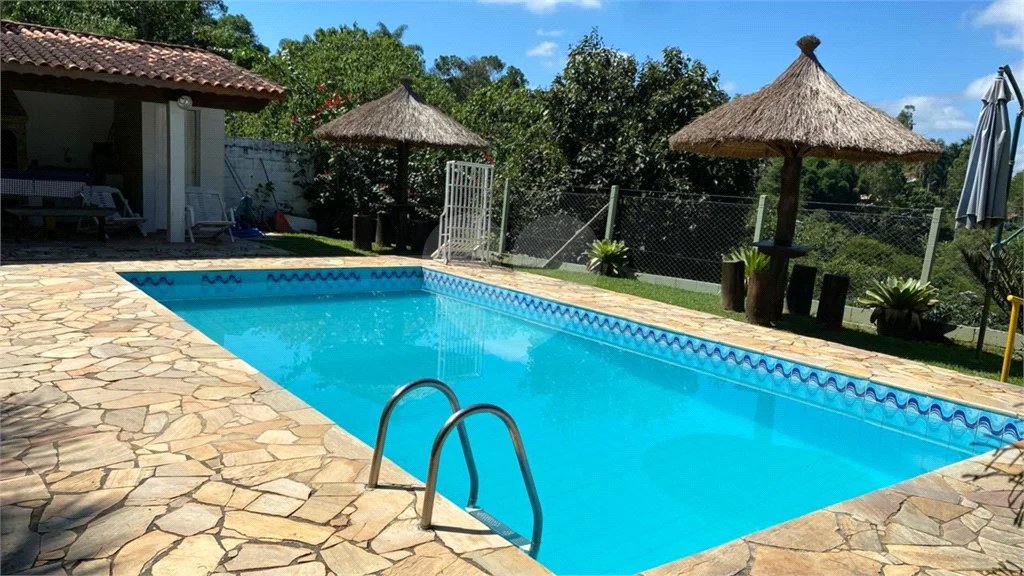 Chácara com Vista para a Represa de Igaratá + Piscina e Área Gourmet