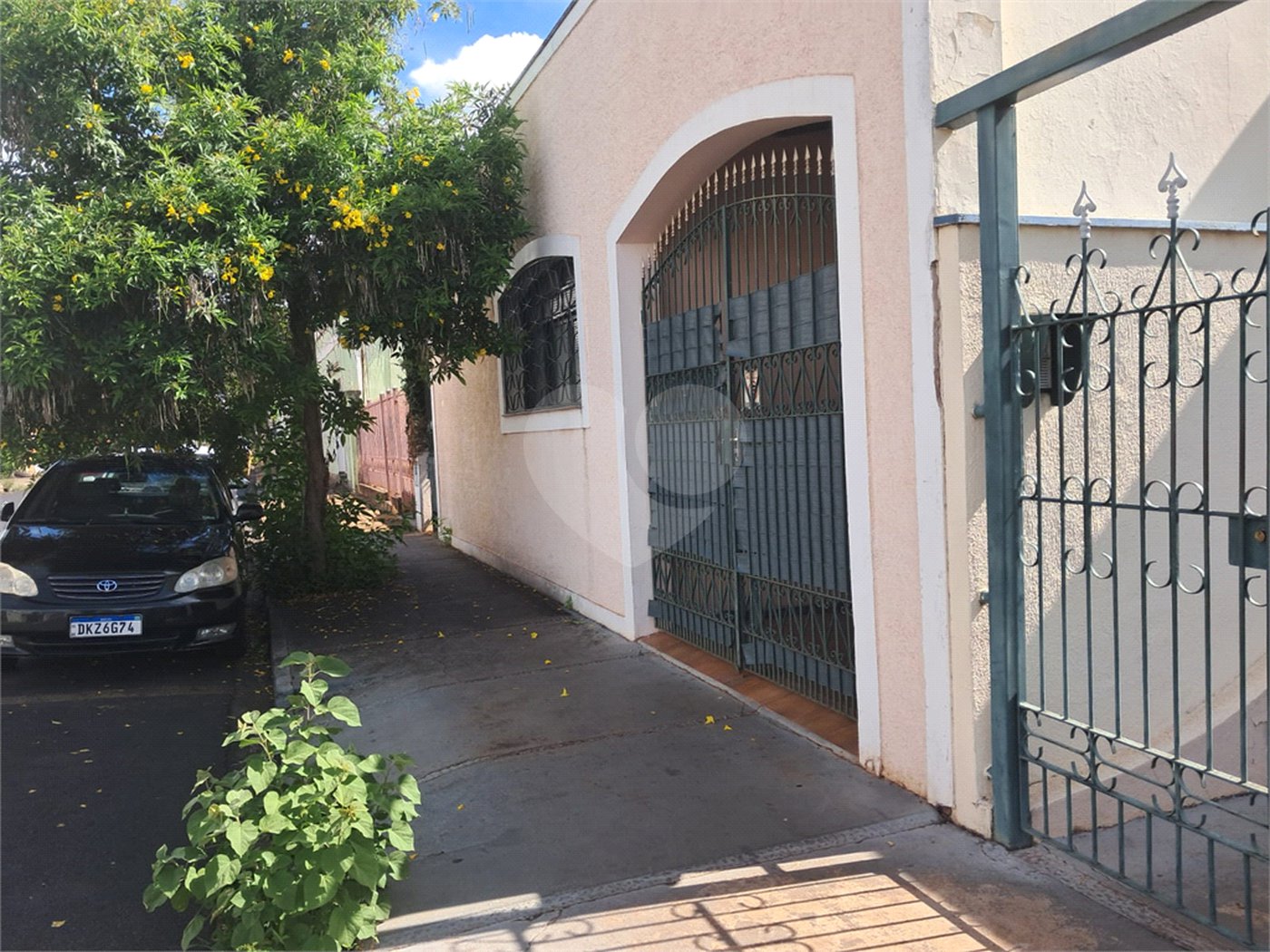 Casa à venda com 2 quartos, sendo 1 suíte, no Centro, Araraquara, SP