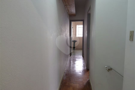 Sobrado à venda com 2 quartos em Vila Ipojuca, São Paulo, SP
