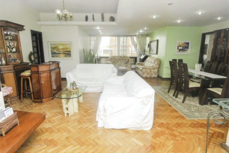 Apartamento à venda com 4 quartos, sendo 1 suíte, em Tijuca, Rio de Janeiro, RJ