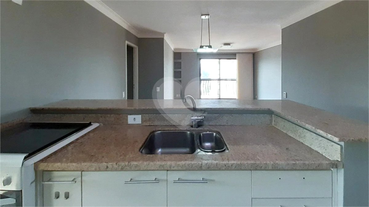 Apartamento para alugar com 3 quartos, sendo 1 suíte, em Alto da Boa Vista, São Paulo, SP