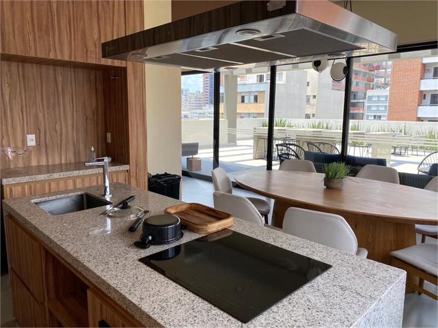 Apartamento à venda com 1 quarto em Pinheiros, São Paulo, SP