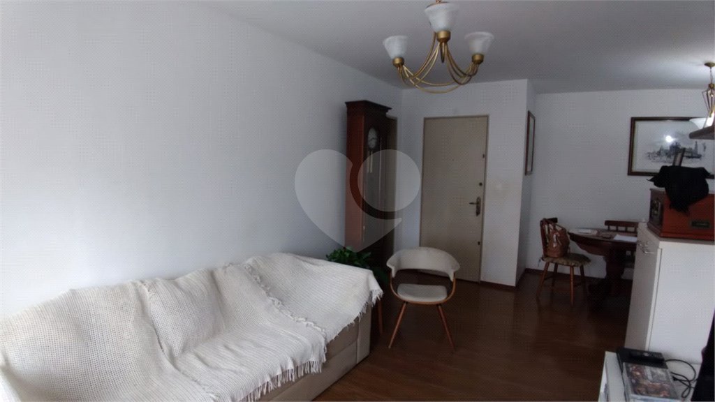 Apartamento à venda com 3 quartos, sendo 1 suíte, em Pinheiros, São Paulo, SP
