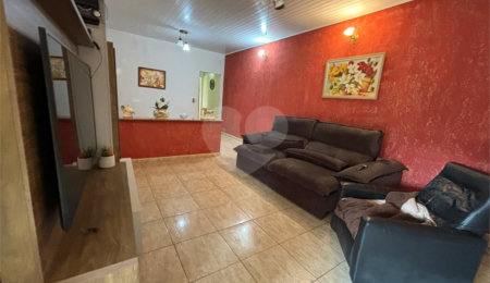 Chácara à venda com 3 quartos em Vila Sottemo, Itapetininga, SP