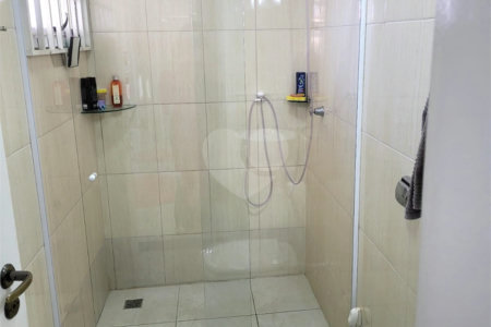 Casa à venda com 3 quartos, sendo 1 suíte, em Jardim Leocádia, Sorocaba, SP