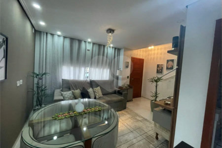 Casa à venda com 2 suítes no condomínio Cotia, Cotia - SP