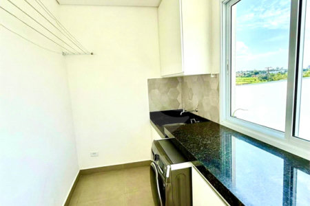 Casa à venda com 4 quartos, sendo 3 suítes, no condomínio Village Araçoiaba, Araçoiaba da Serra - SP