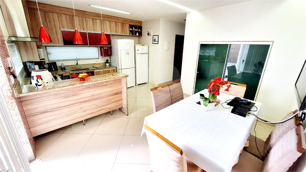 Casa à venda com 2 suítes no condomínio Residencial Vale das Palmeiras, Rio de Janeiro - RJ