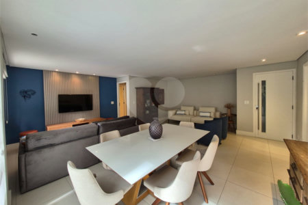 Apartamento à venda com 2 quartos, sendo 1 suíte, em Vila Andrade, São Paulo, SP
