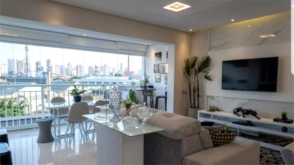 Apartamento à venda com 2 quartos, sendo 1 suíte, em Água Branca, São Paulo, SP
