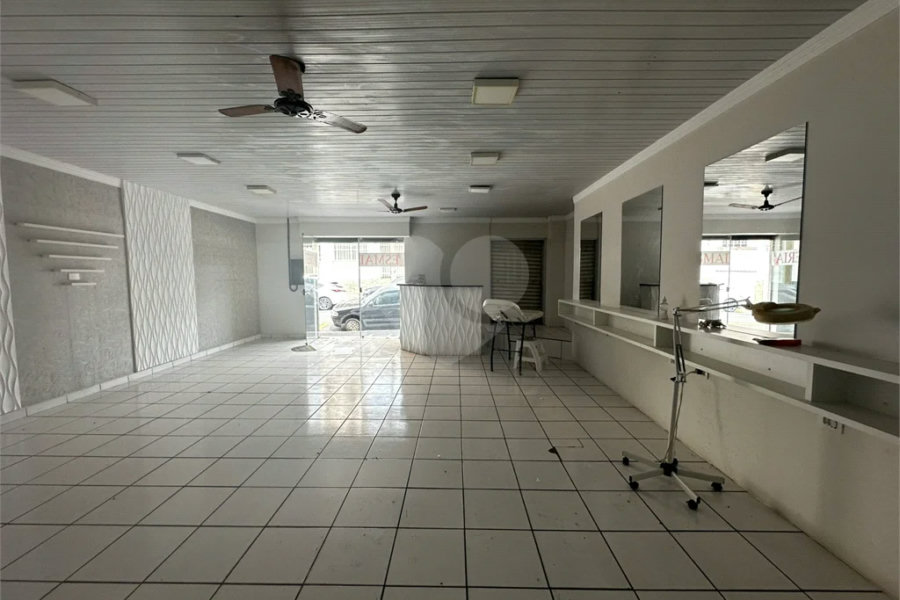 Salão para alugar com 1 suíte em Cidade Alta, Piracicaba, SP