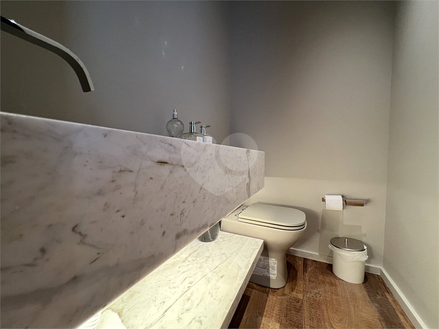 Apartamento de Alto Padrão próximo à Praça Pereira Coutinho