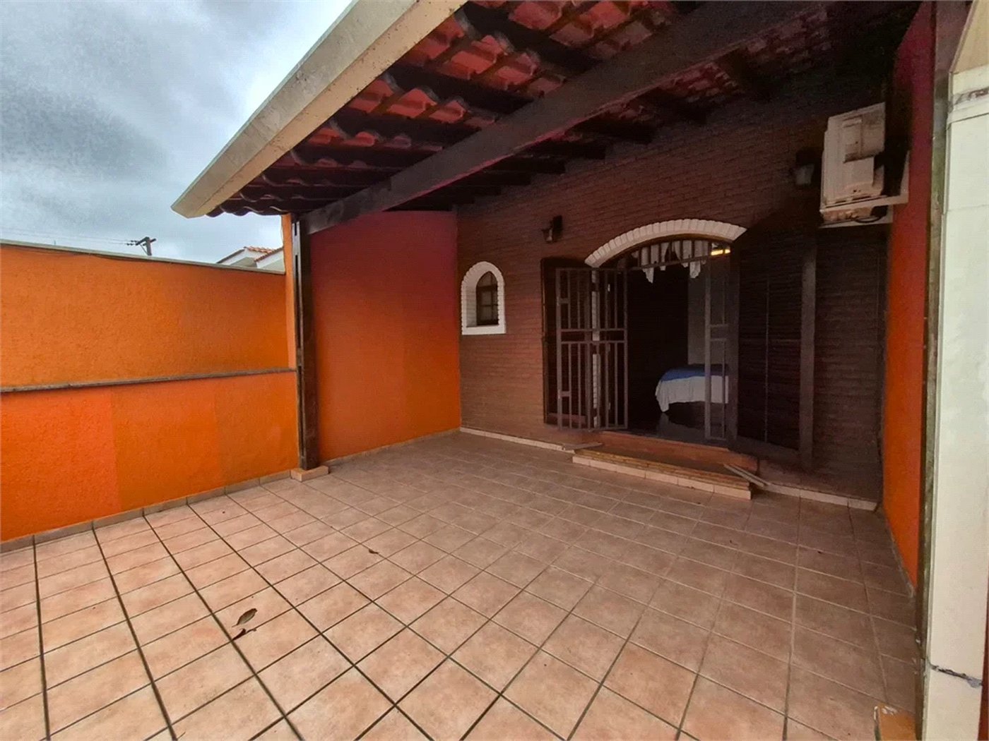 Sobrado à venda com 3 quartos, sendo 1 suíte, em Jardim Sarah, São Paulo, SP