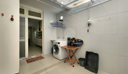 Villagio à venda ou para alugar com 3 quartos, sendo 1 suíte,  em Riviera de São Lourenço, Bertioga, SP