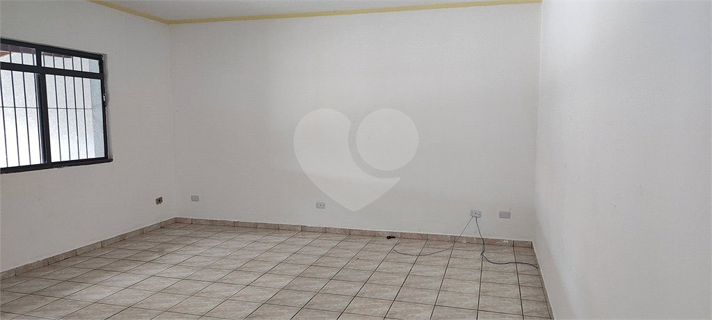 Sobrado à venda com 3 quartos, sendo 1 suíte, em Ressaca, Atibaia, SP