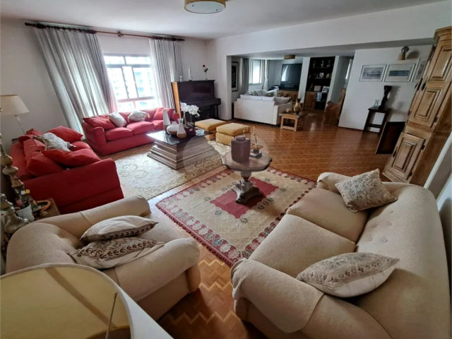 Apartamento à venda com 4 quartos, sendo 1 suíte,  em Vila Clementino, São Paulo, SP