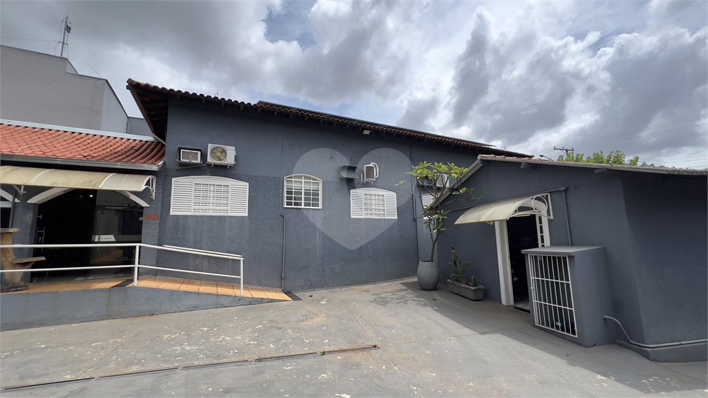 Prédio à venda em Vila Ercília, São José do Rio Preto, SP