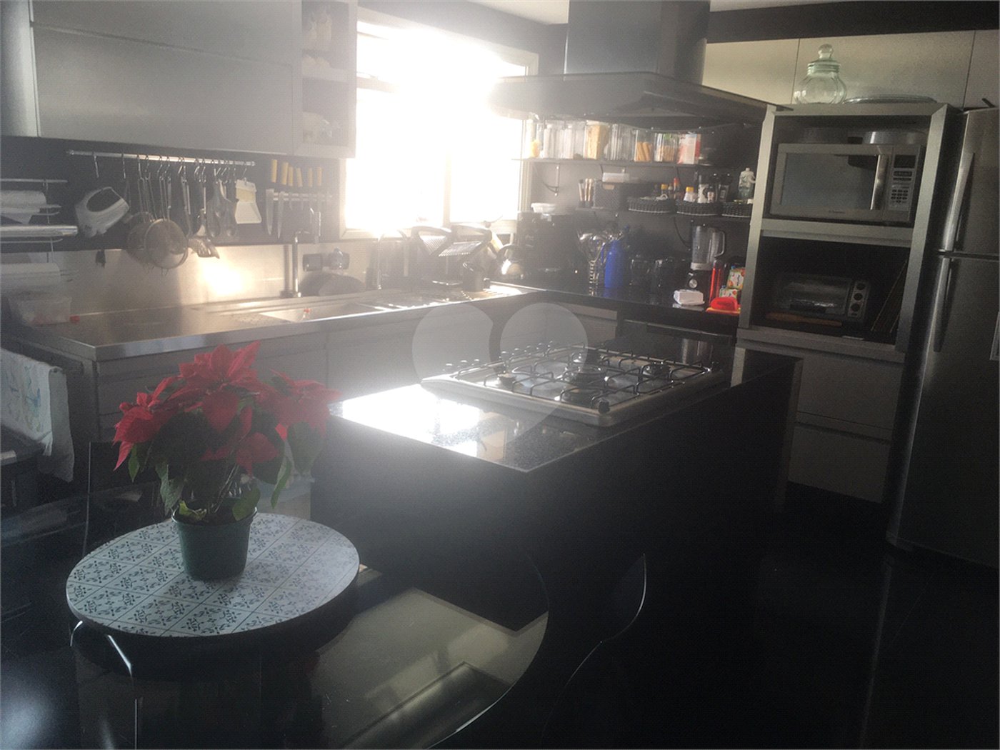 Apartamento à venda com 4 quartos, sendo 3 suítes, em Moema, São Paulo, SP