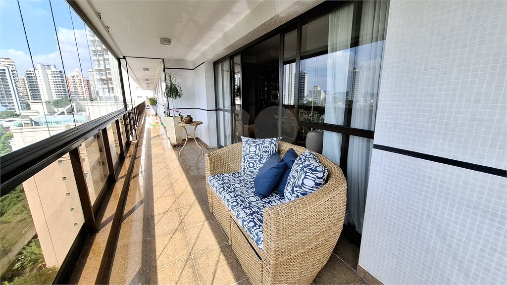 Apartamento à venda com 4 suítes em Santana, São Paulo, SP