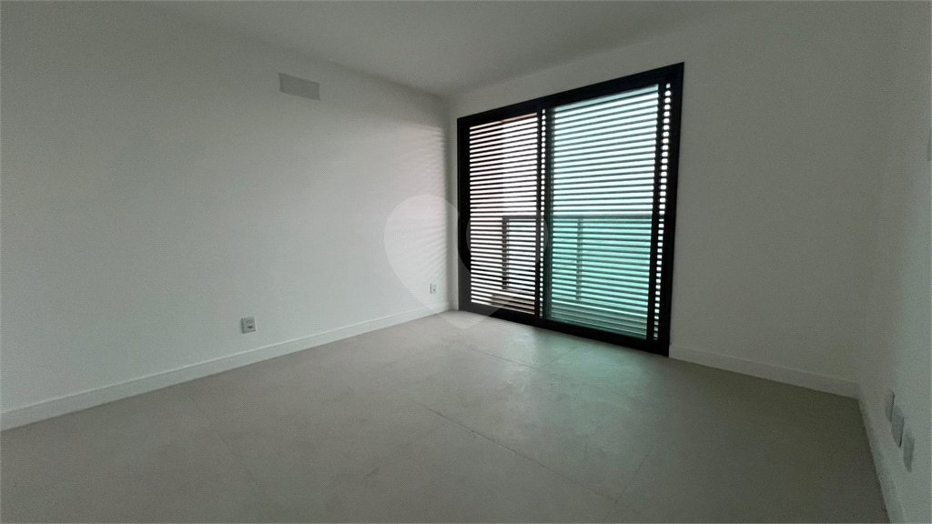 Apartamento à venda com 2 quartos, sendo 1 suíte, em Nova São Pedro, São Pedro da Aldeia, RJ
