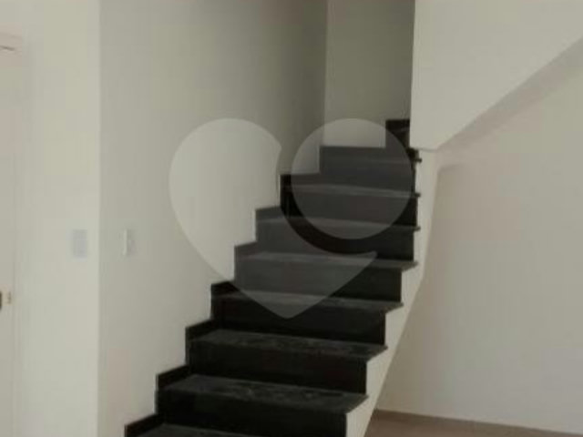 Sobrado à venda com 3 quartos, sendo 1 suíte,  em Freguesia do Ó, São Paulo, SP