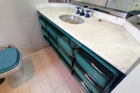 Apartamento à venda com 4 quartos, sendo 2 suítes,  em Ipiranga, São Paulo, SP