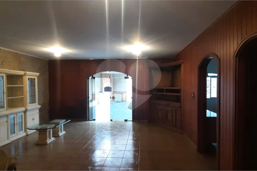 Sobrado à venda com 4 quartos, sendo 2 suítes, em Jardim França, São Paulo, SP