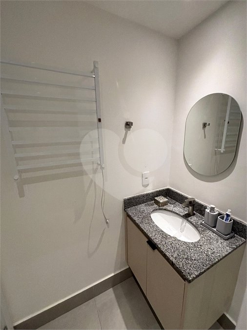 Apartamento à venda com 2 quartos, sendo 1 suíte, em Santo Amaro, São Paulo, SP