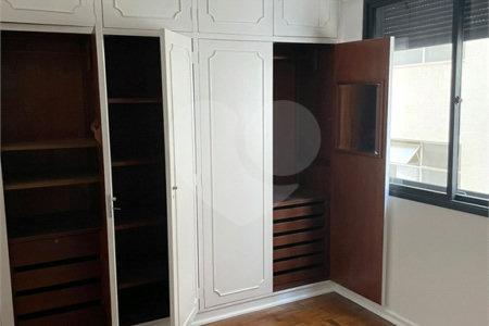 Apartamento à venda com 3 quartos, sendo 1 suíte,  em Vila Caraguatá, São Paulo, SP