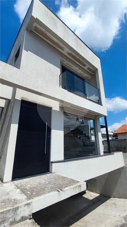 Casa à venda com 3 quartos, sendo 1 suíte,  no condomínio Terras de São Fernando, Cotia - SP