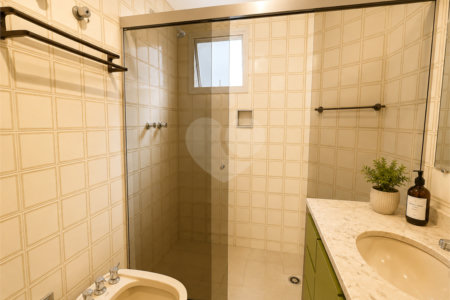 Apartamento à venda com 3 quartos, sendo 1 suíte, em Jardim Marajoara, São Paulo, SP