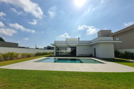 Casa à venda com 4 suítes no condomínio Xapada Park Ytu, Itu - SP