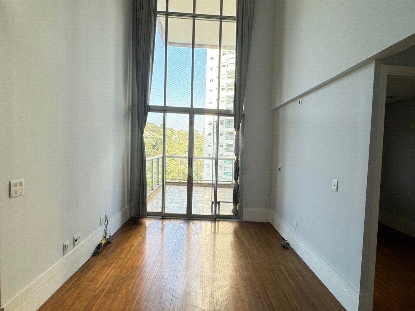 Apartamento à venda com 2 quartos, sendo 1 suíte, em Parque do Morumbi, São Paulo, SP