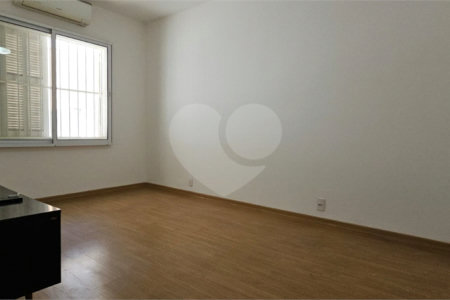 Casa de Vila à venda com 3 quartos, sendo 1 suíte, em Itaim Bibi, São Paulo, SP