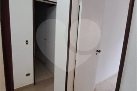Apartamento à venda com 3 quartos, sendo 1 suíte, em Vila Mariana, São Paulo, SP