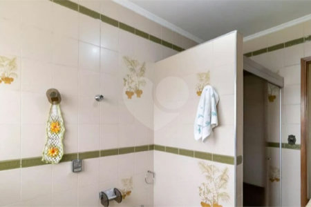 Casa a venda na Região da Saúde
