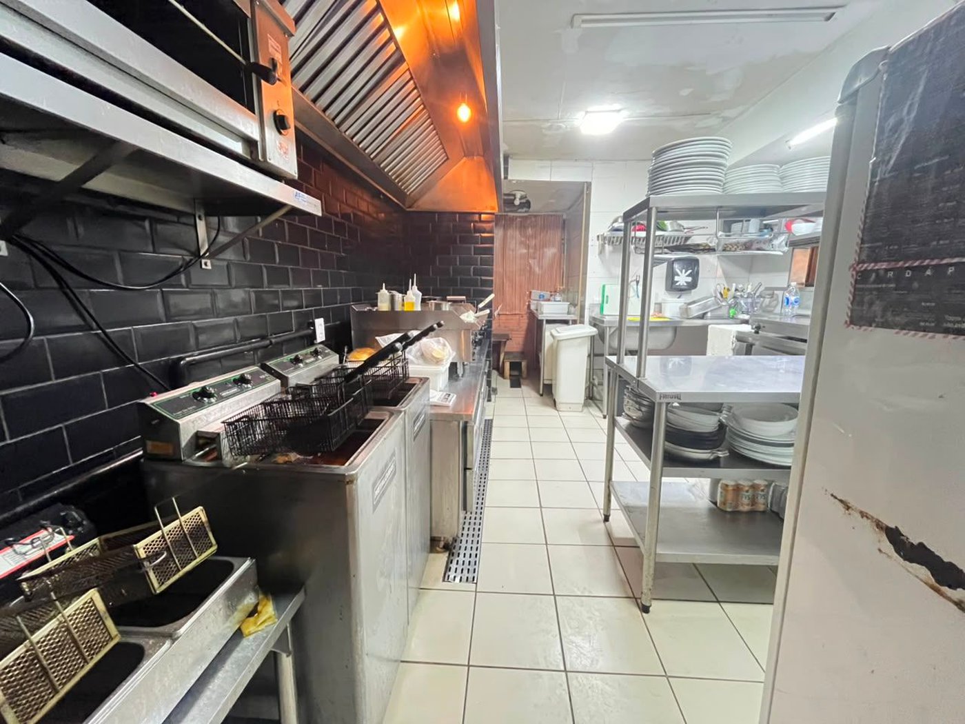 Ponto comercial à venda por R$ 350.000 - Barra Funda - Guarujá/SP