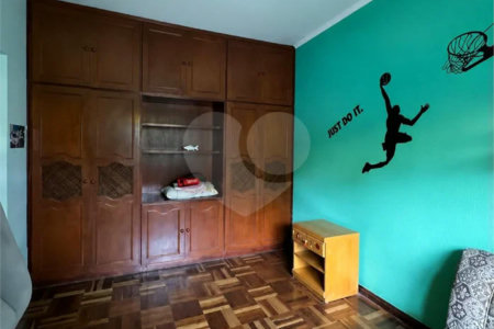 Casa/Chácara em Condomínio Fechado — Completa e com Lazer Exclusivo