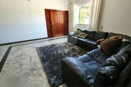 Chácara à venda com 3 quartos, sendo 2 suítes, em Santa Cândida, Vinhedo, SP