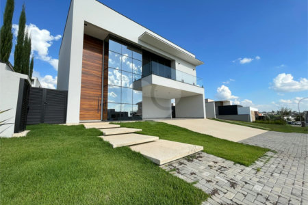 Casa à venda com 5 suítes no condomínio Alphaville Nova Esplanada 3, Votorantim - SP