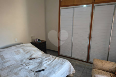 Casa à venda com 5 quartos, sendo 1 suíte, em Campos Elíseos, Ribeirão Preto, SP