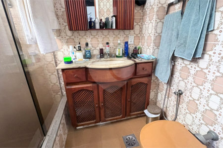 Apartamento à venda com 4 quartos, sendo 1 suíte,  em Tijuca, Rio de Janeiro, RJ