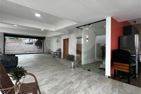 Casa à venda com 4 quartos, sendo 3 suítes, no condomínio Mosaico Essence, Mogi das Cruzes - SP