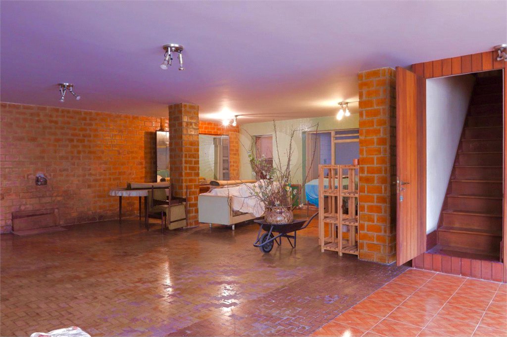 Casa à venda com 3 quartos no condomínio Paderewsky, São Paulo - SP