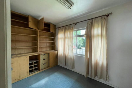 Sobrado à venda com 4 quartos, sendo 1 suíte, em Vila Congonhas, São Paulo, SP