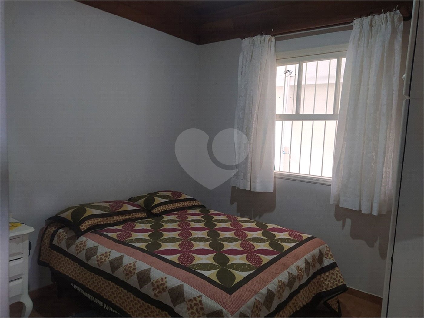 Casa à venda com 4 quartos, sendo 2 suítes, em Jardim Caparelli (mailasqui), São Roque, SP