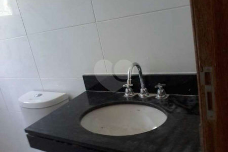 Casa Térrea à venda com 3 suítes em Vila Polopoli, São Paulo, SP