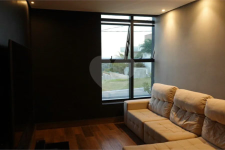 Casa à venda com 4 suítes em Monte Alegre, Vinhedo, SP